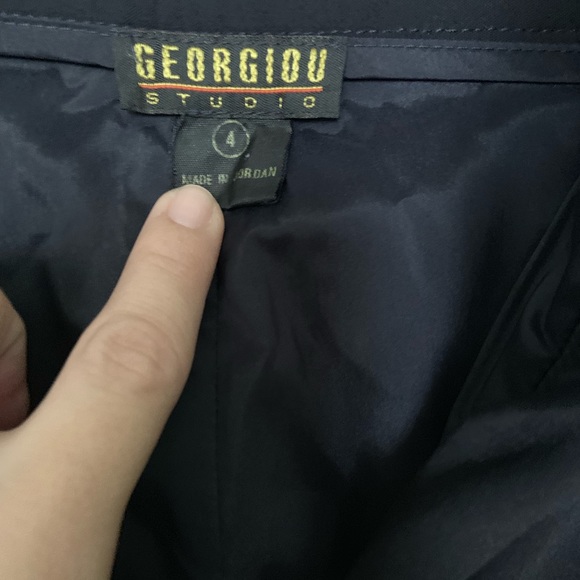 Black suit - Picture 2 of 3